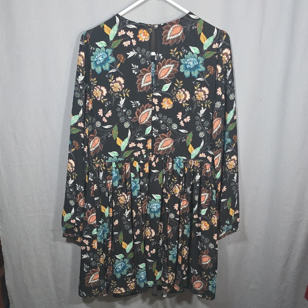 Romeo & Juliet Couture Woman's Floral Black Dress Size L - Picture 2 of 3